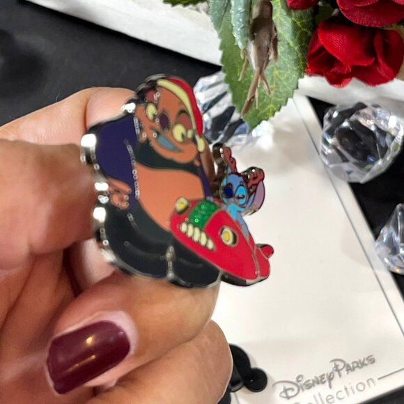 Disney Stitch Reindeer Trading Pin Christmas Santa Jumbo Lapel Pin Badge Brooch - Picture 3 of 6
